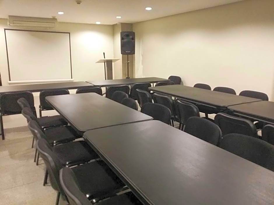 Cebu R Hotel - Mabolo
