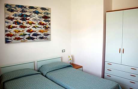 Apartment (2 Adults + 2 Children) - Annex