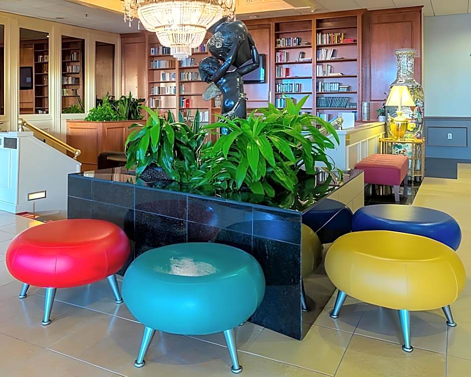 Park Inn By Radisson, Sharon, PA