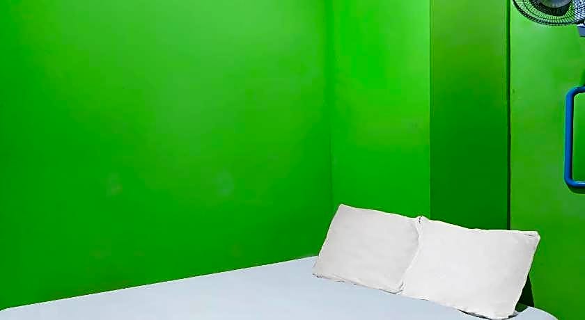 Hotel O Penginapan Pak DheNearMall Nagoya Hill