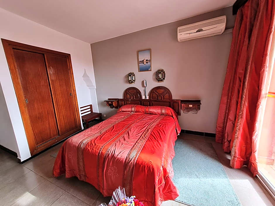 Hotel Tachfine