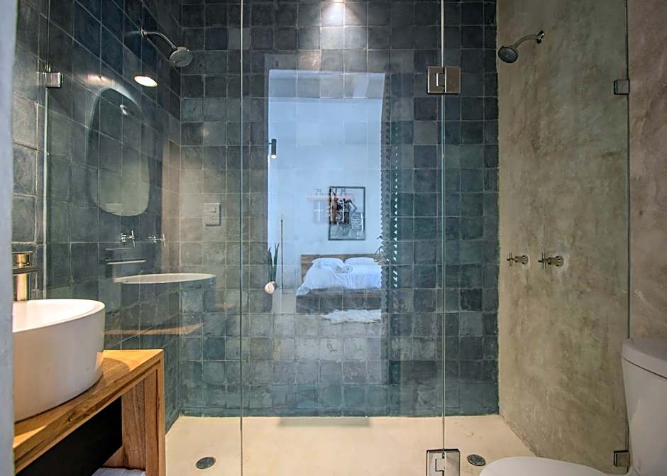 Hotel Sin Nombre