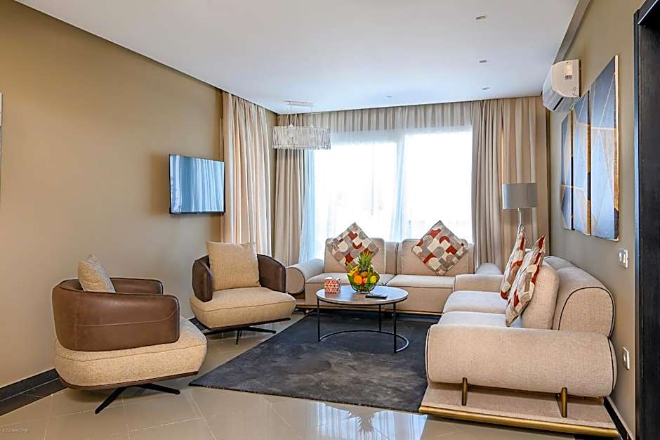 PLAYA DEL PACHA Suites Hotel