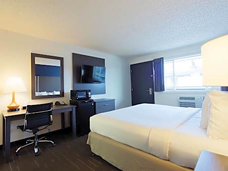 King Room - Non-Smoking
