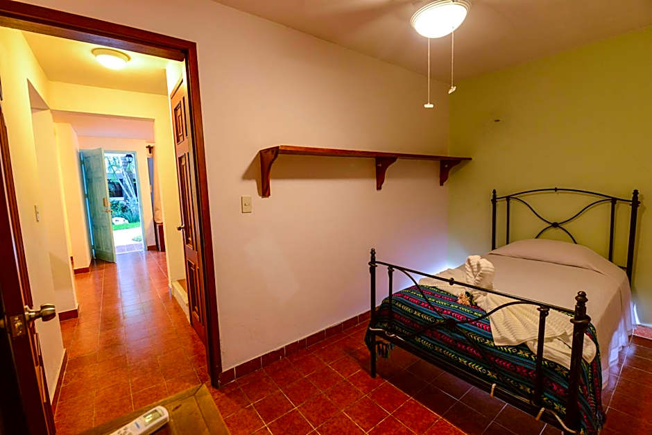 Hotel Villas Colibrí Suites & Bungalows