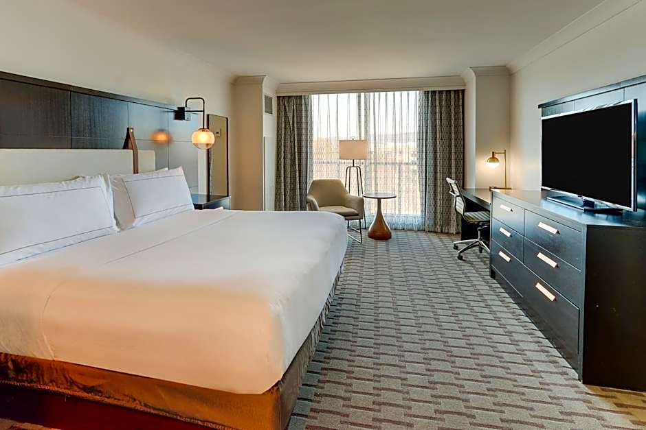 The Chattanoogan Hotel, Curio Collection By Hilton