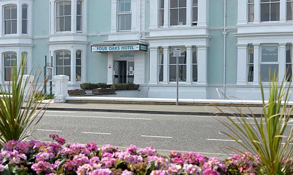 Four Oaks Hotel