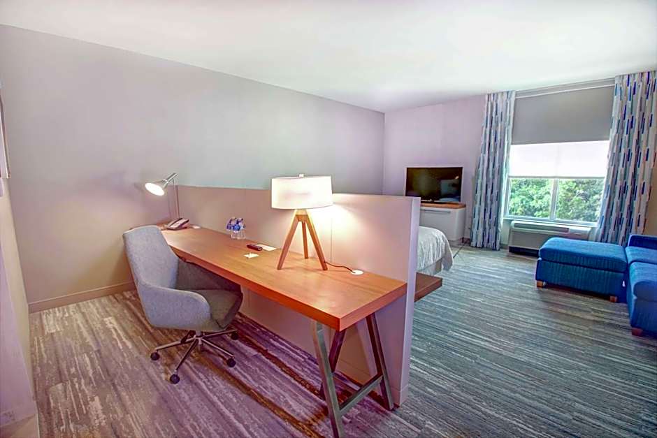 Hilton Garden Inn Tampa - Wesley Chapel, FL