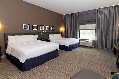 Queen Room with Two Queen Beds - Mobility and Hearing Access