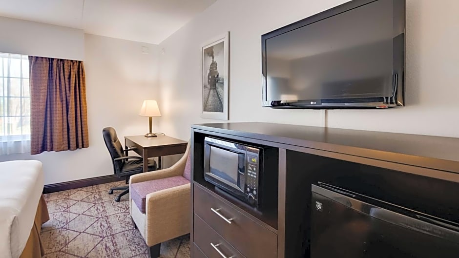 Best Western Plus Longbranch Hotel & Convention Center