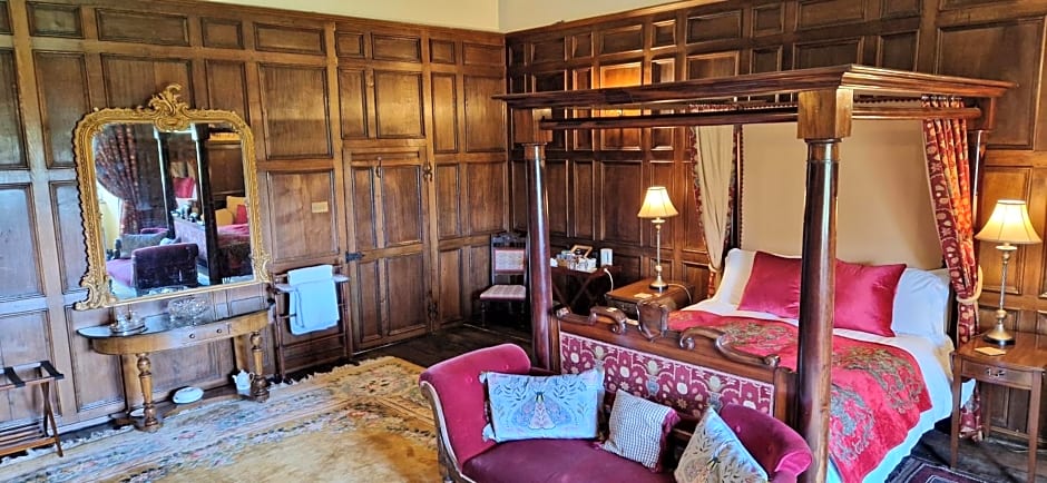 Braithwaite Hall Bed & Breakfast