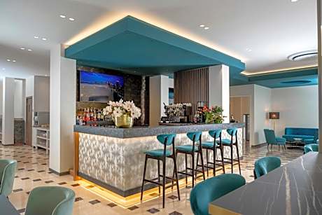 Junior Suite with Balcony