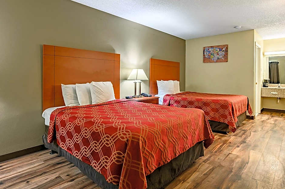 Econo Lodge Athens I-65