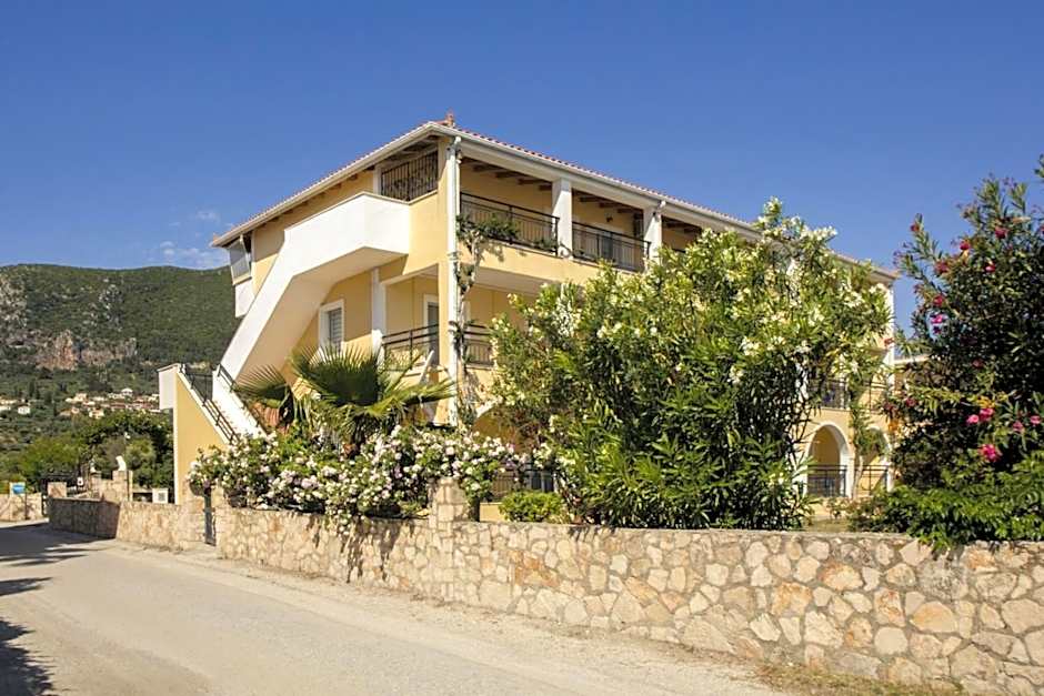 Searocco Studios & Apartments - Close to Alykes Center, by ZanteWize