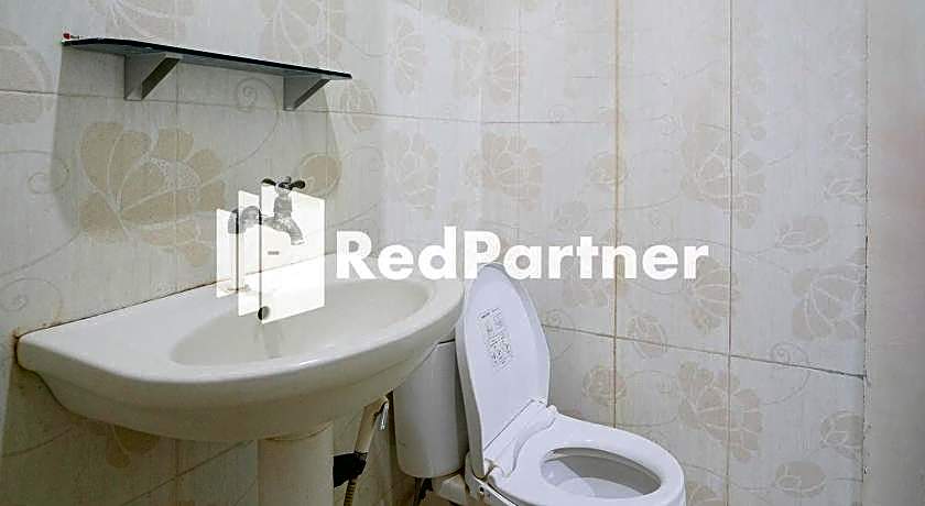 Pondok Hijau Syariah Mitra RedDoorz @ Citraland Surabaya