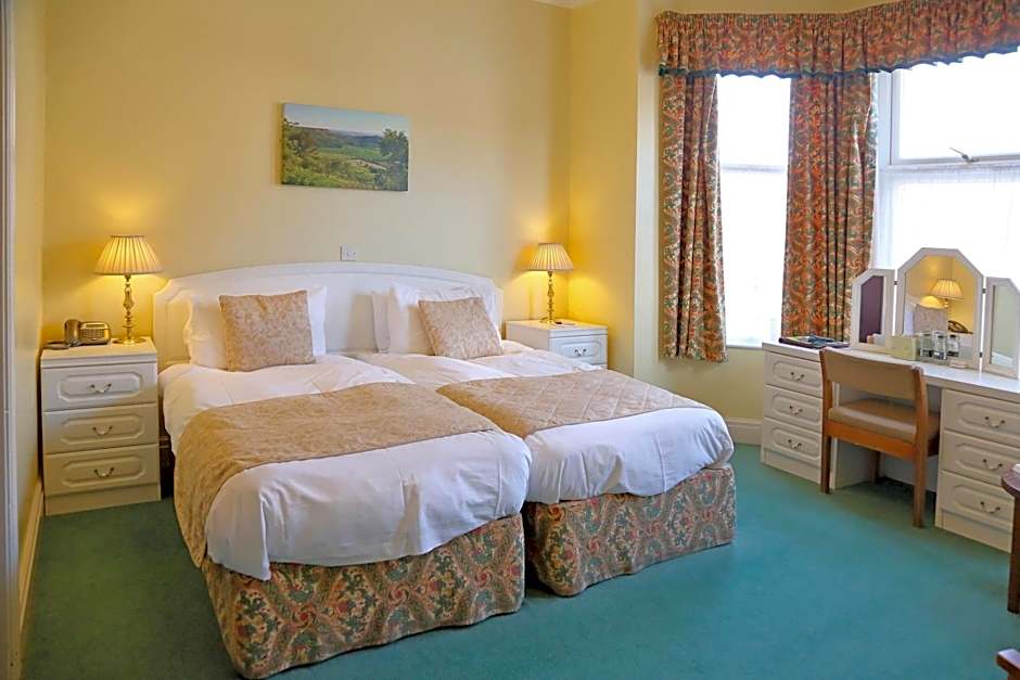 Saxonville Hotel