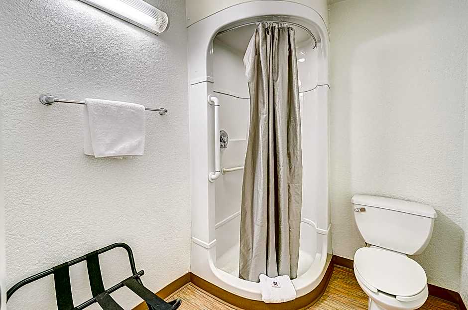 Motel 6 Thornton, CO