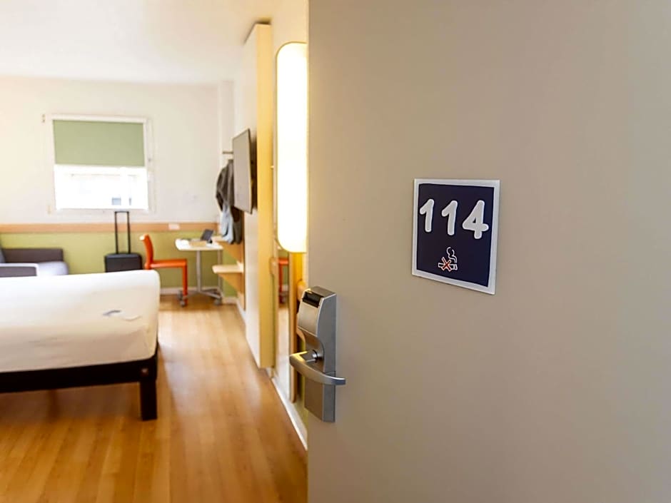 Ibis Budget Valencia Aeropuerto