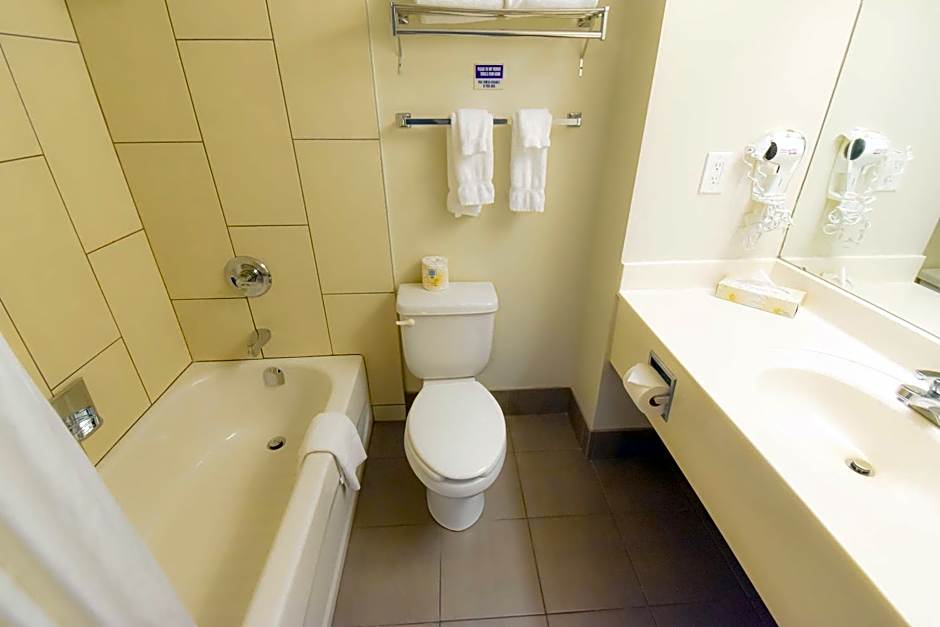 Canad Inns Destination Centre Polo Park