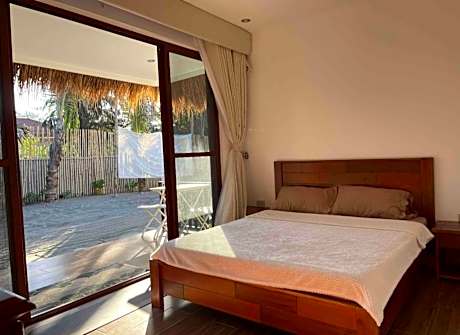 Queen Room with Sea View