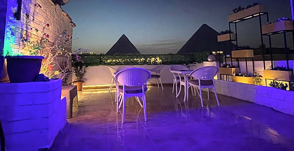 Pyramids Top Inn