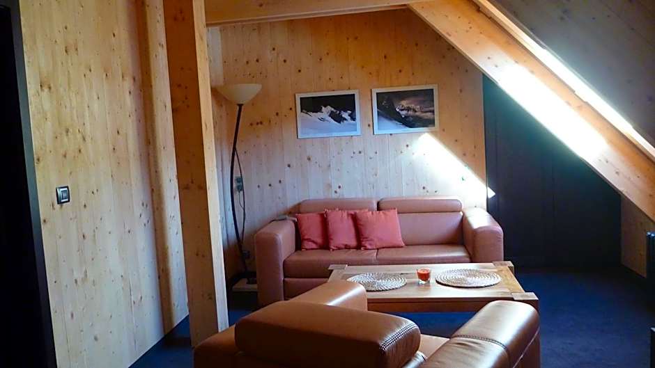 Krakonošova Dílna "WOODHAUS"