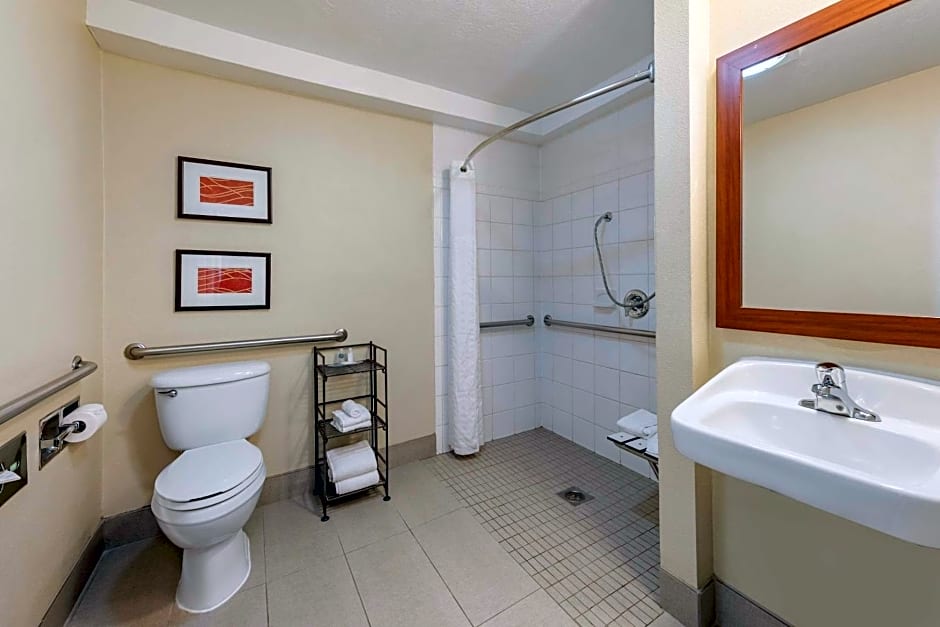 Comfort Inn & Suites Ventura Beach