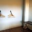-Pet Friendly- Miners Cabin #5 -Two Double Beds - Private Balcony