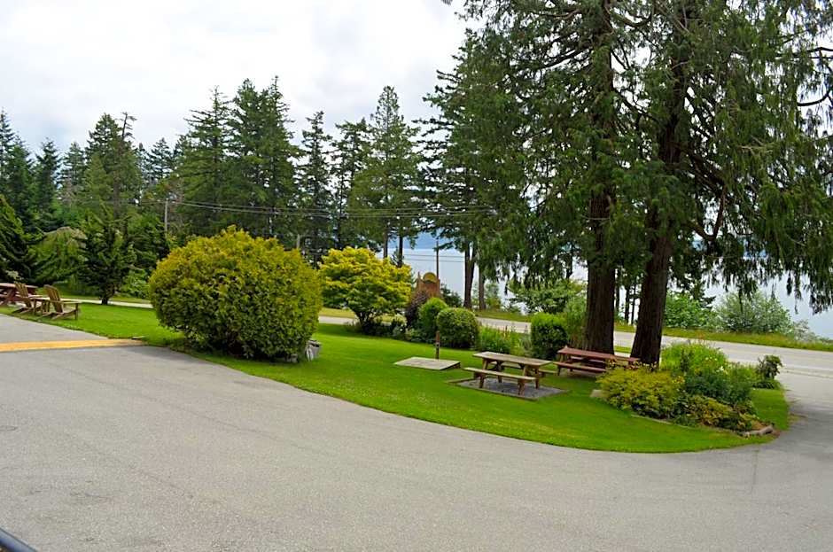 Seaside Villa Motel & RV Park