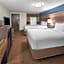 Baymont by Wyndham Downtown Detroit