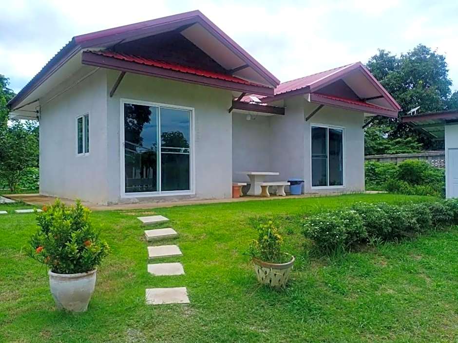 Baan Rabiangdao UthaiThani