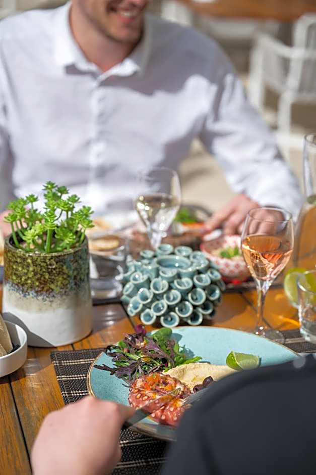 Columbus Hotel Monte-Carlo, Curio Collection by Hilton