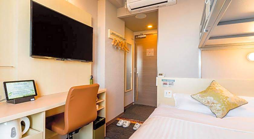 Super Hotel Premier Musashi Kosugi-Ekimae