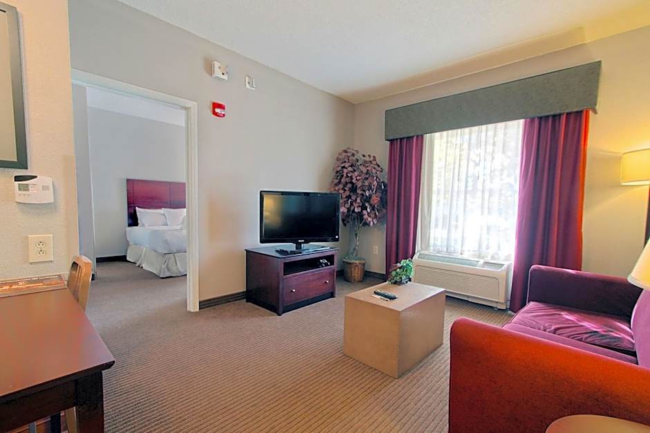 Homewood Suites By Hilton Bloomington