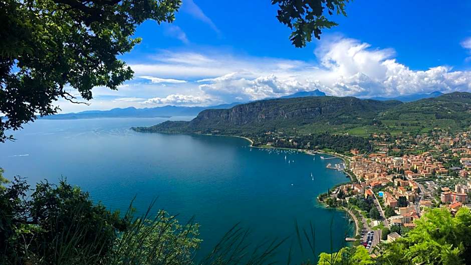 Bran & Denise Residence