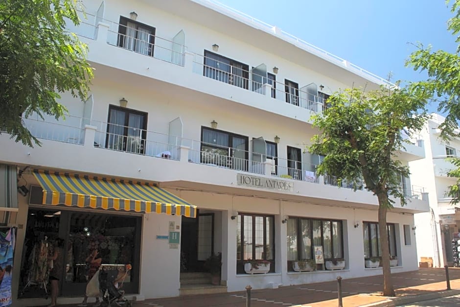 Hotel Antares