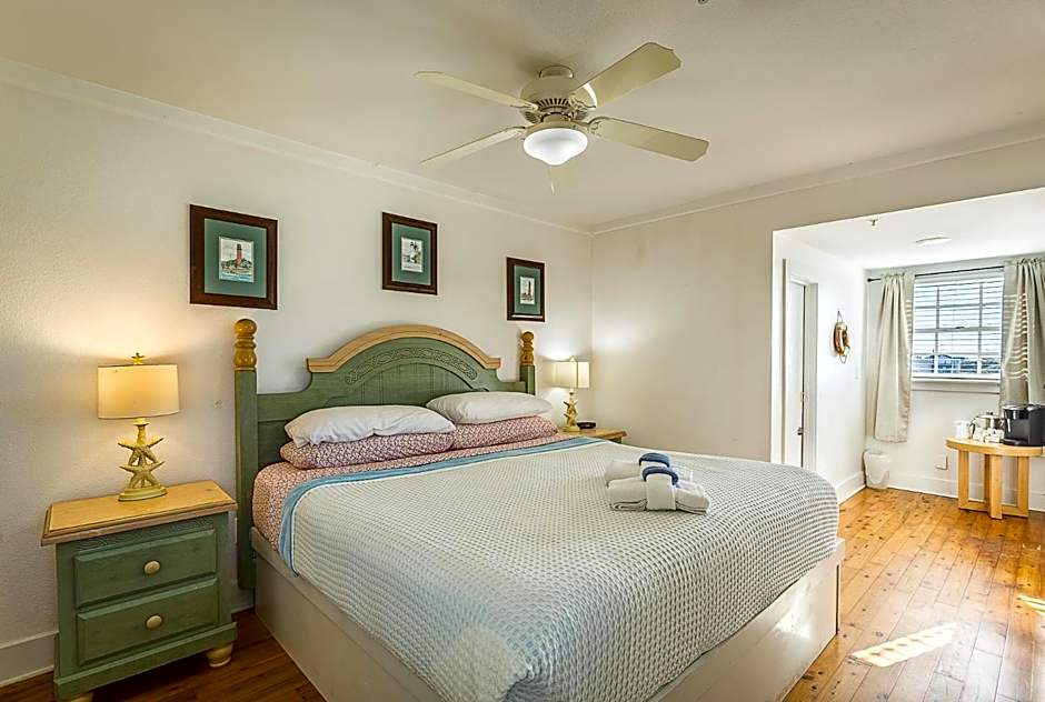 Photo 1 of 4 of 2 Bedroom Suite