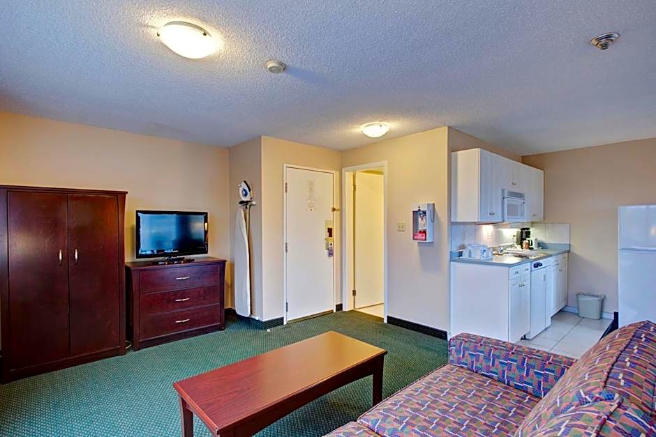 Travelodge by Wyndham Nanaimo