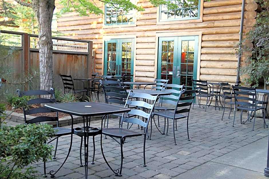 The Lodge at Riverside