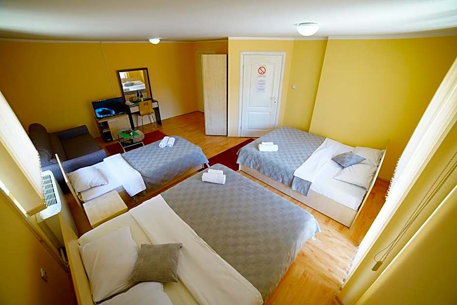 Guest Accommodation Majesty