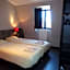 Brxxl 5 City Centre Hostel