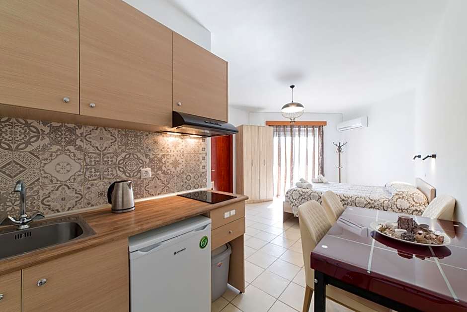 Anelia Boutique Studios & Apartments