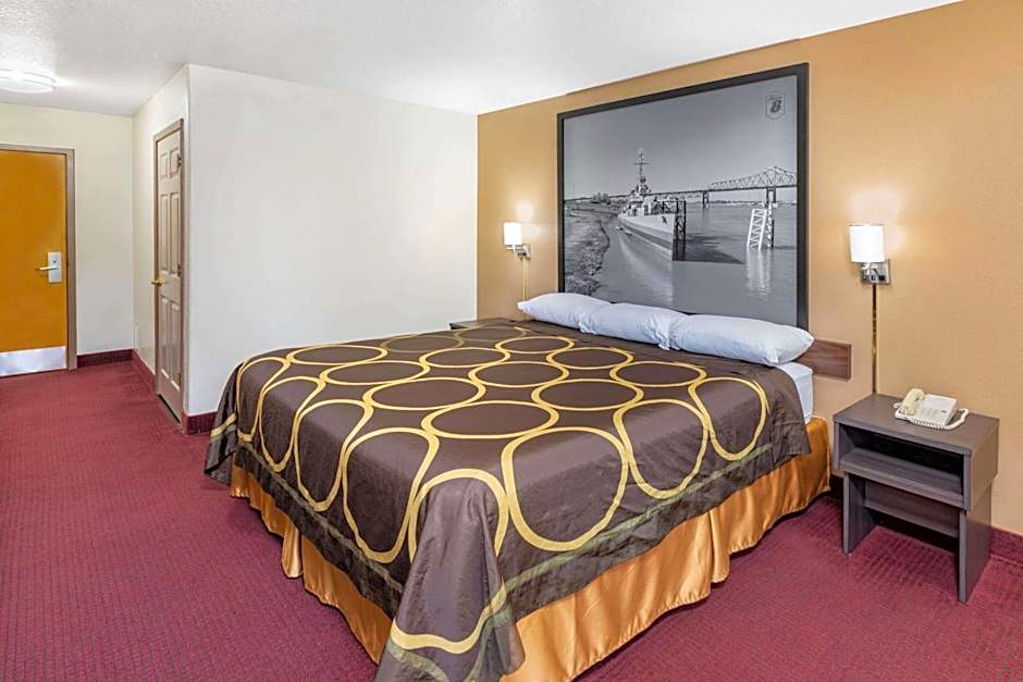 Super 8 by Wyndham Kinder/Coushatta near Casino