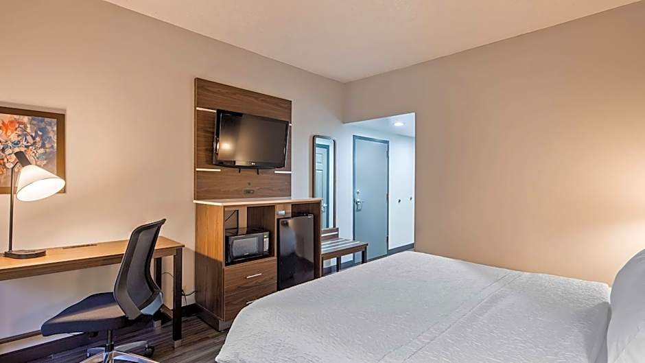 Best Western Plus Lexington Inn