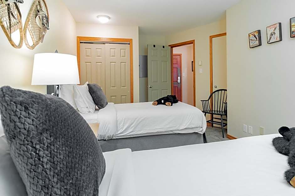 The best ski in ski out two bedroom condo at Aspens