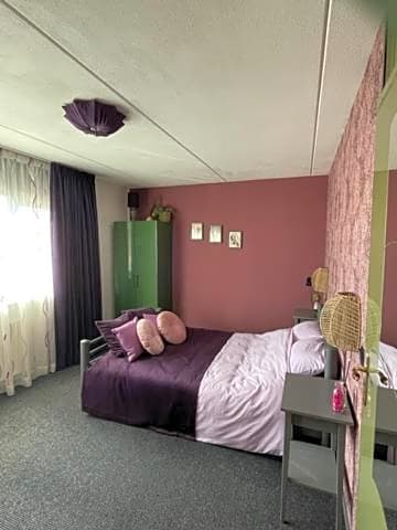 Bed and breakfast devijfbees