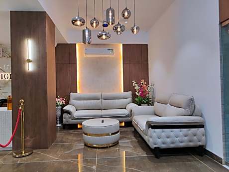 Hotel Vaishnavi Heights,  Solapur