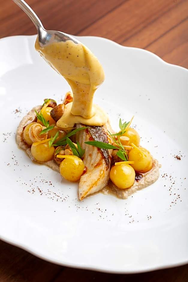 Hôtel et Restaurant La Bastide Bourrelly - Mathias Dandine