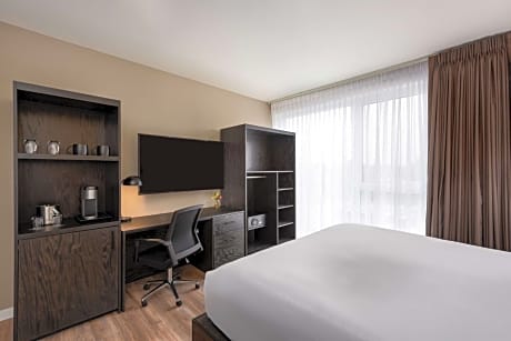 King Room - Hearing Access