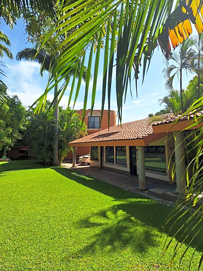 Palmareca Inn-Suites-Studios